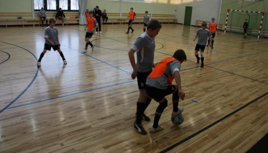 Vändra karikas 2011 2002 a sündinud poiste ajakava